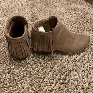 Brown ankle boots/ booties